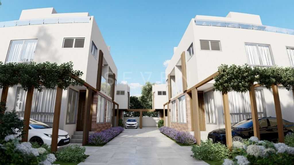 Sobrado em condominio com 3Q, 140 m  R  839.000,00 - Bacacheri...