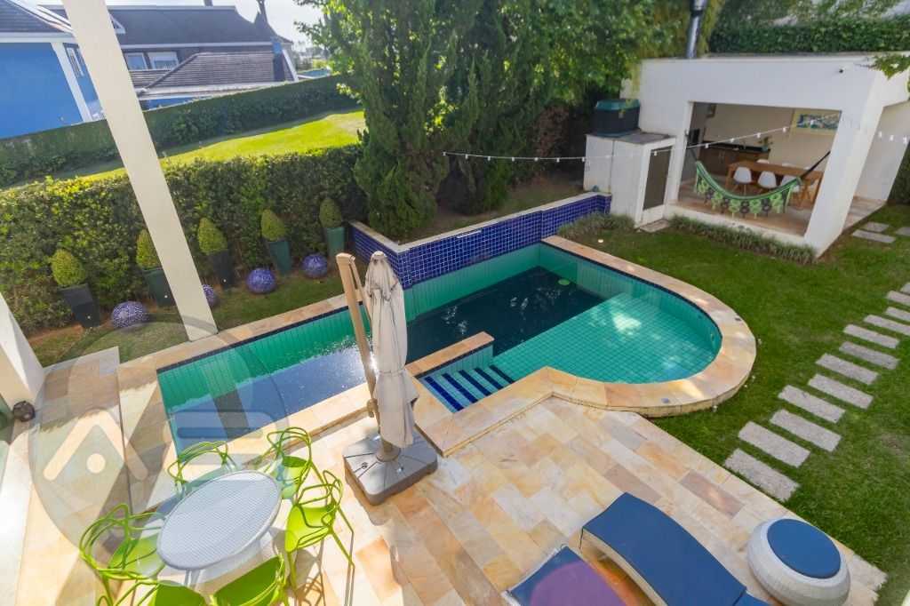 Casa com 5 dormitórios para venda ou locação no Alphaville Gra...