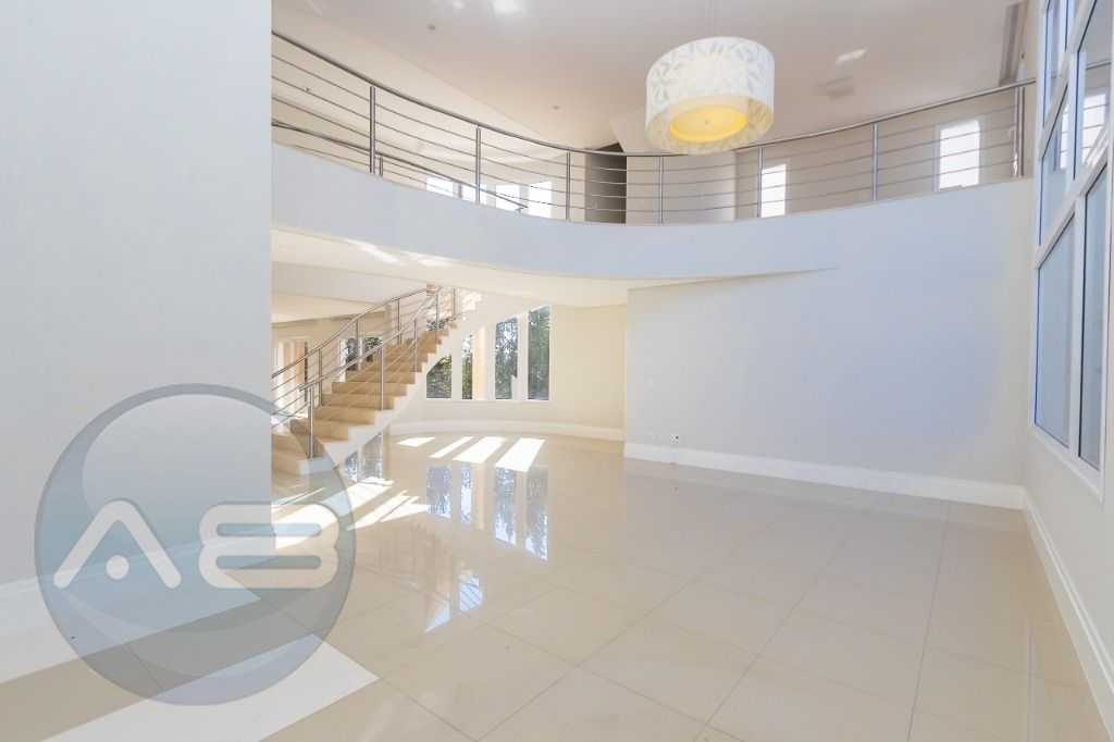 Casa com 4 dormitórios à venda, 610 m  por R  4.200.000,00 - A...