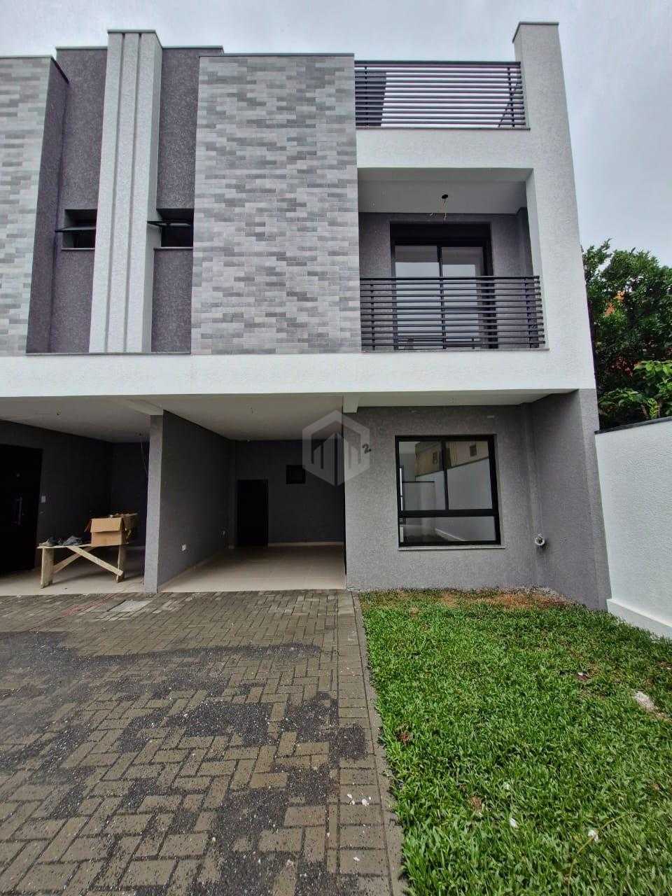 Sobrado à venda - Triplex 127m  - R  699.000,00 - Uberaba, CUR...