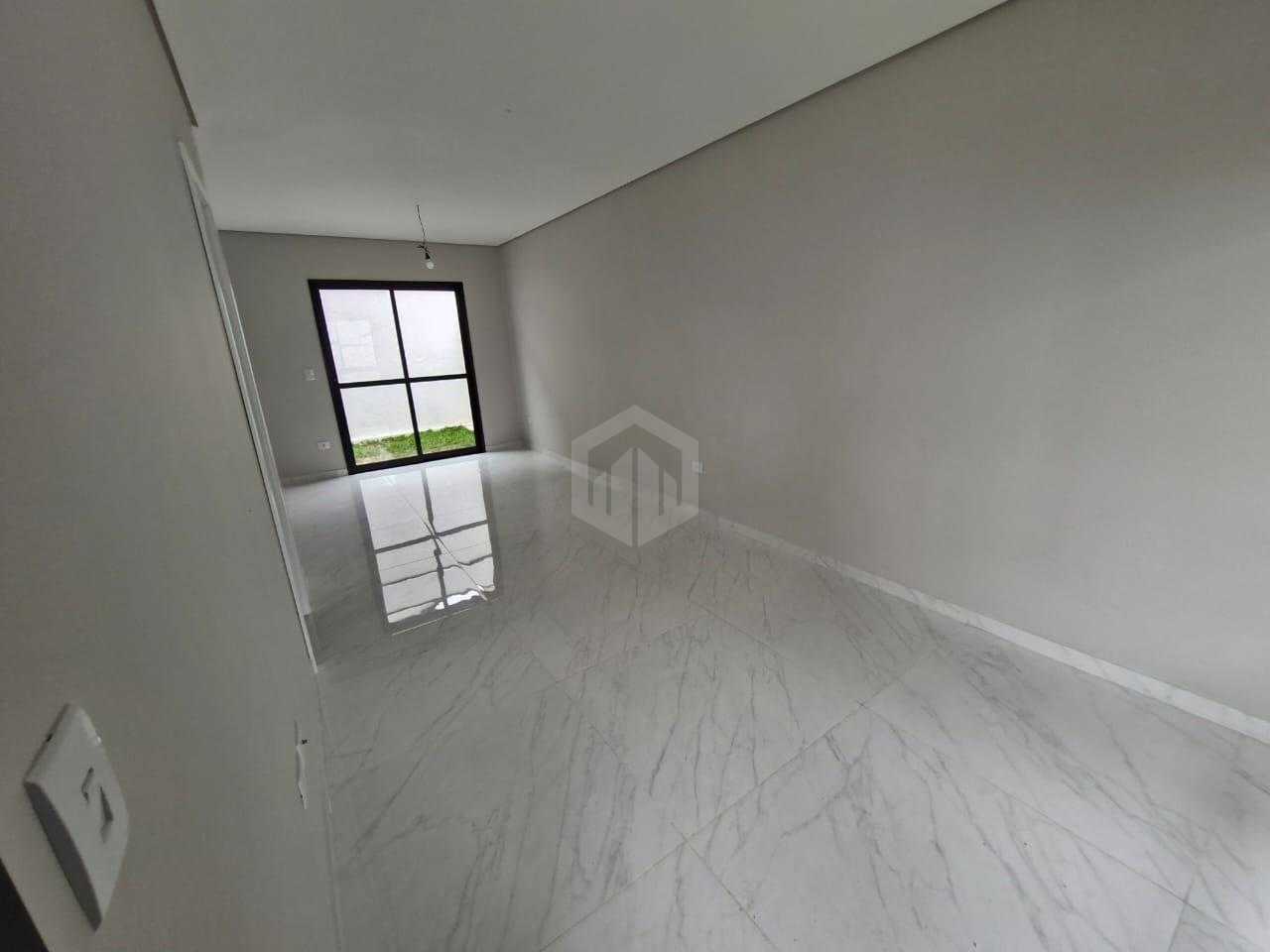 Sobrado à venda - Triplex 127m  - R  699.000,00 - Uberaba, CUR...