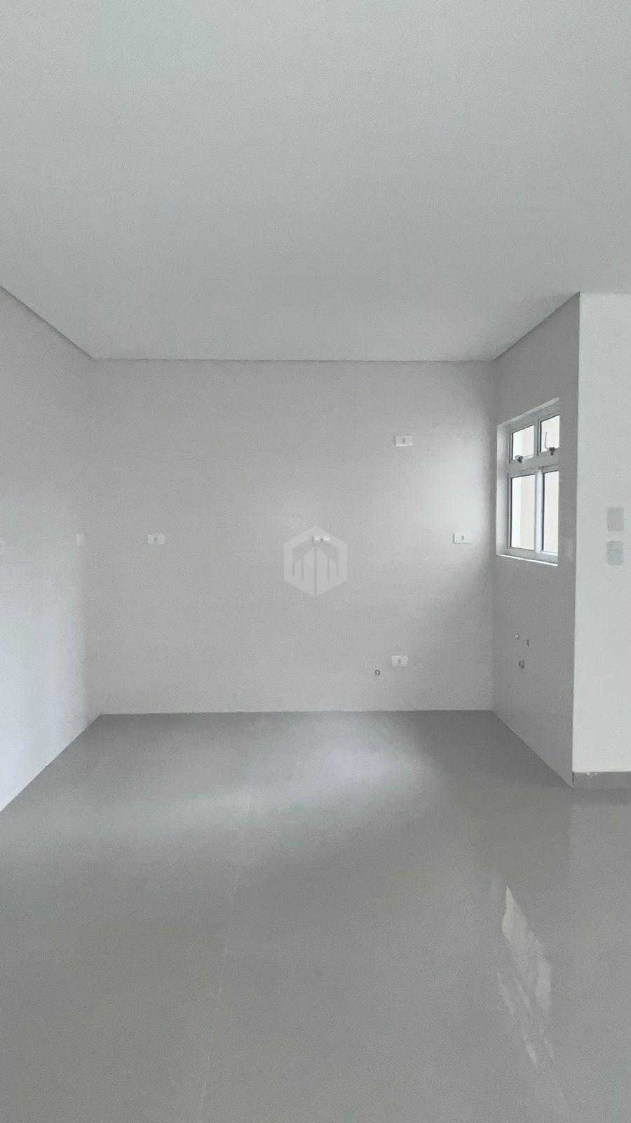 Sobrado à venda - Triplex 120m  - R  699.000,00 -  Xaxim, CURI...