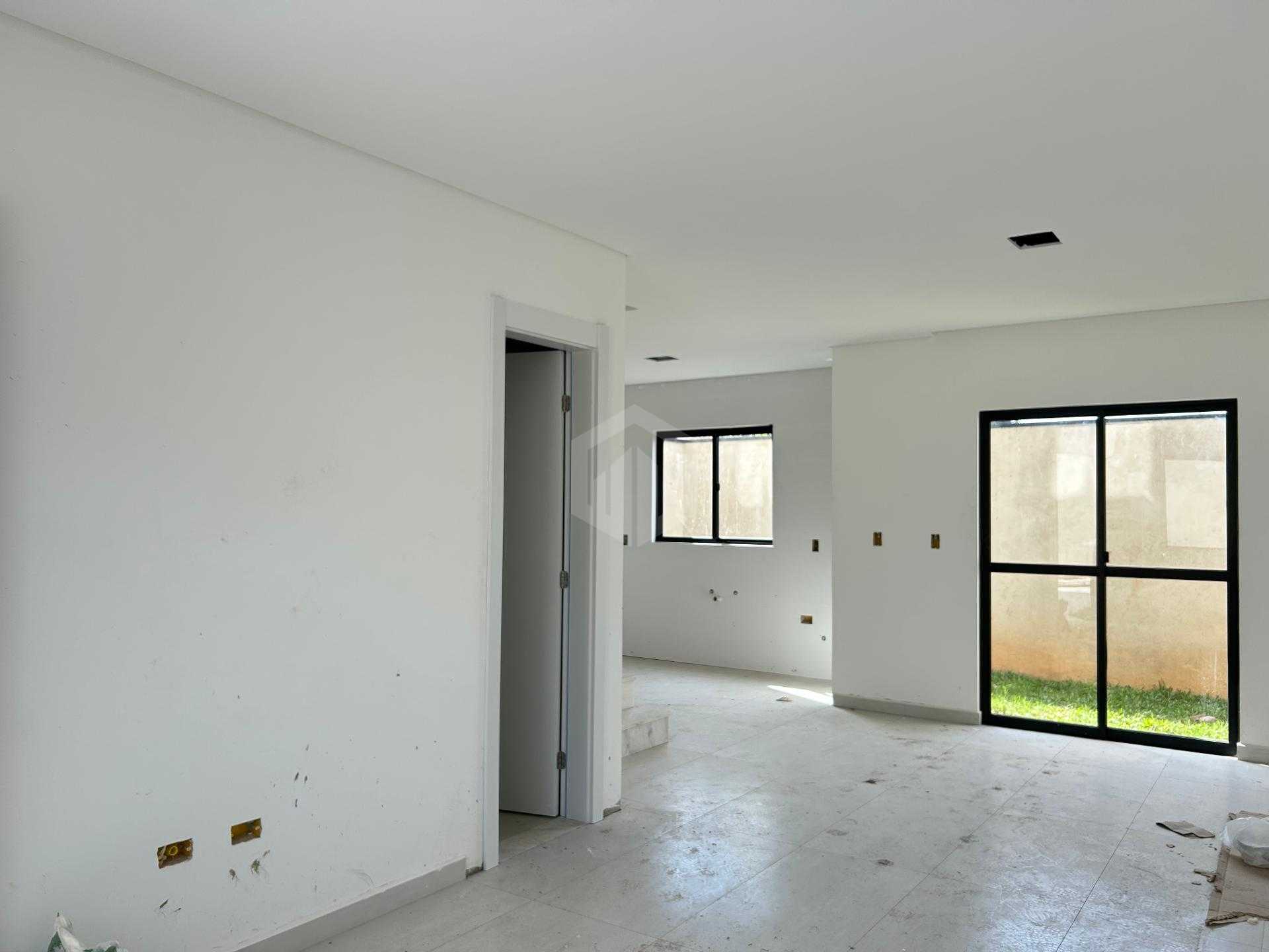 Sobrados com 3 dormitórios à venda - Uberaba, CURITIBA - PR