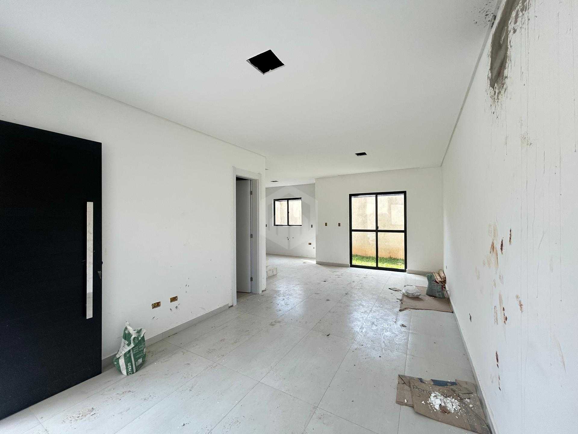 Sobrados com 3 dormitórios à venda - Uberaba, CURITIBA - PR