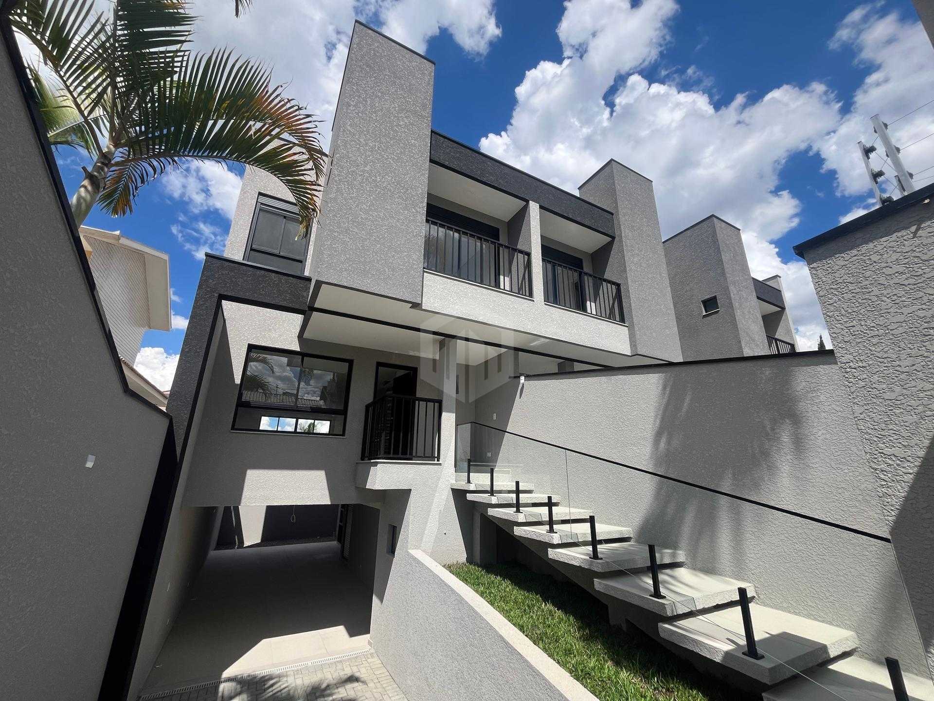 Sobrado para Venda CURITIBA - PR