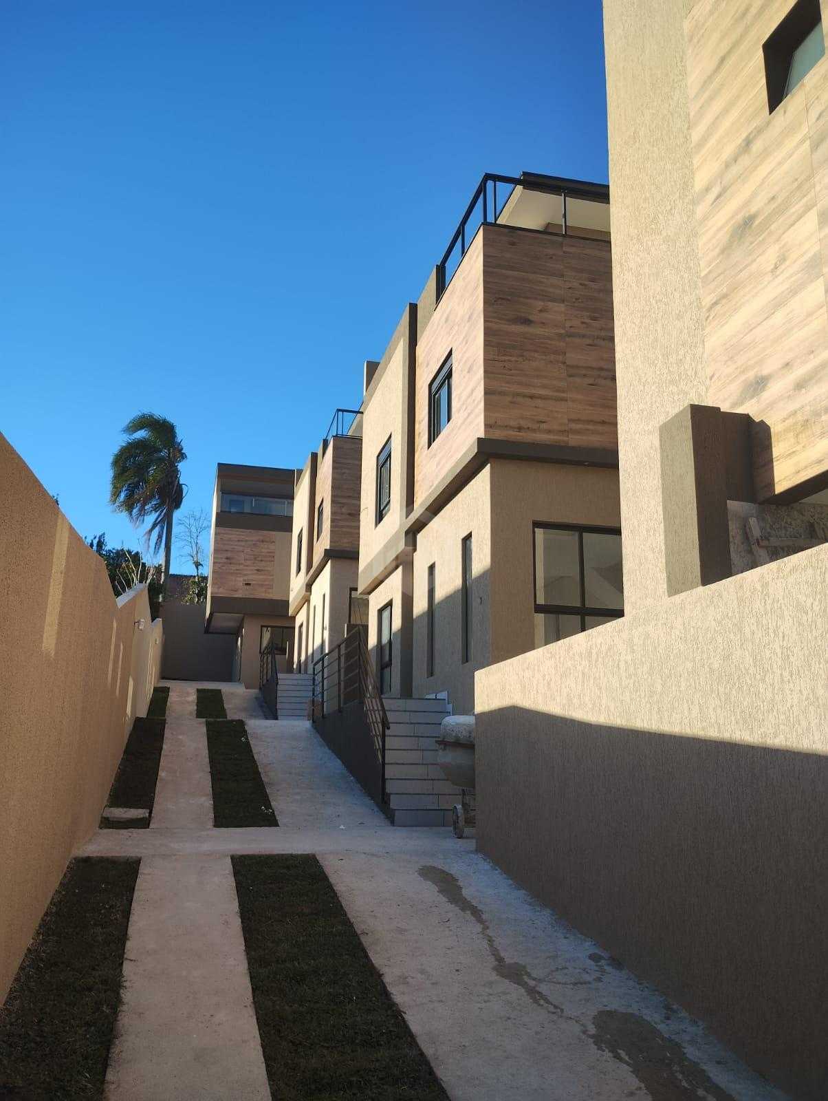 Sobrado à venda, Bairro Alto, CURITIBA - PR