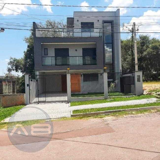 SOBRADO TRIPLEX EXCLUSIVO DE FRENTE PRA RUA