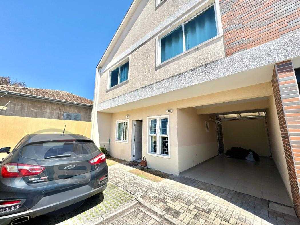 Sobrado à venda, Fanny, com 131,36 m² privativos. CURITIBA - PR 