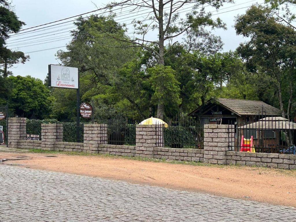 Magnífica Chácara com 6.500m² no Caminho do Vinho, em São José...