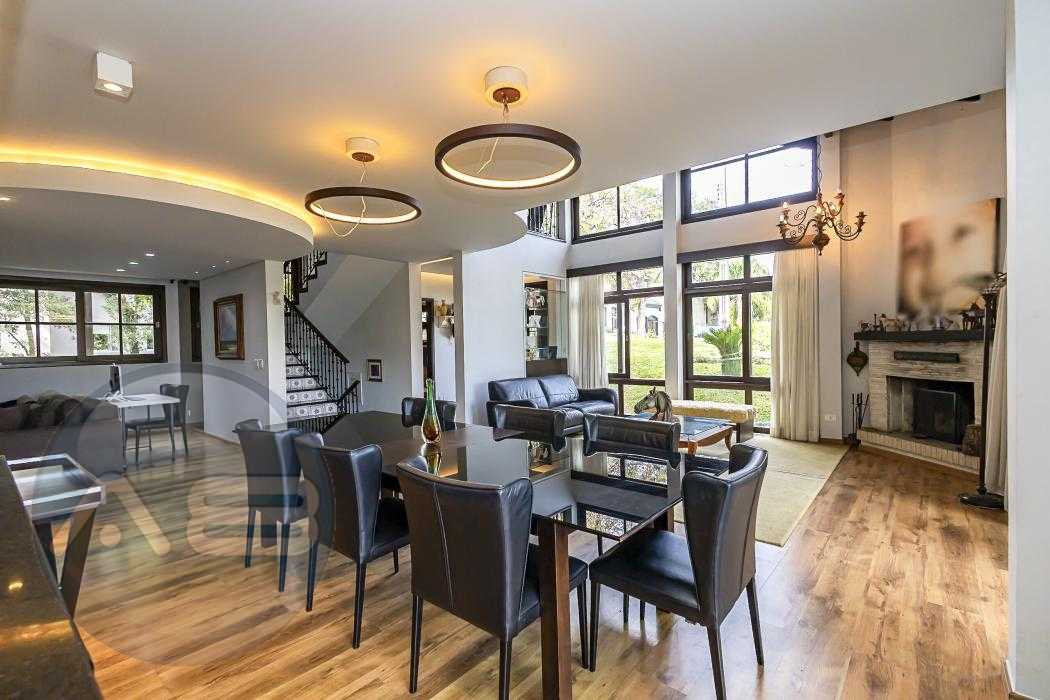 Casa em condomínio 5 suítes à venda no Campo Comprido - Curiti...