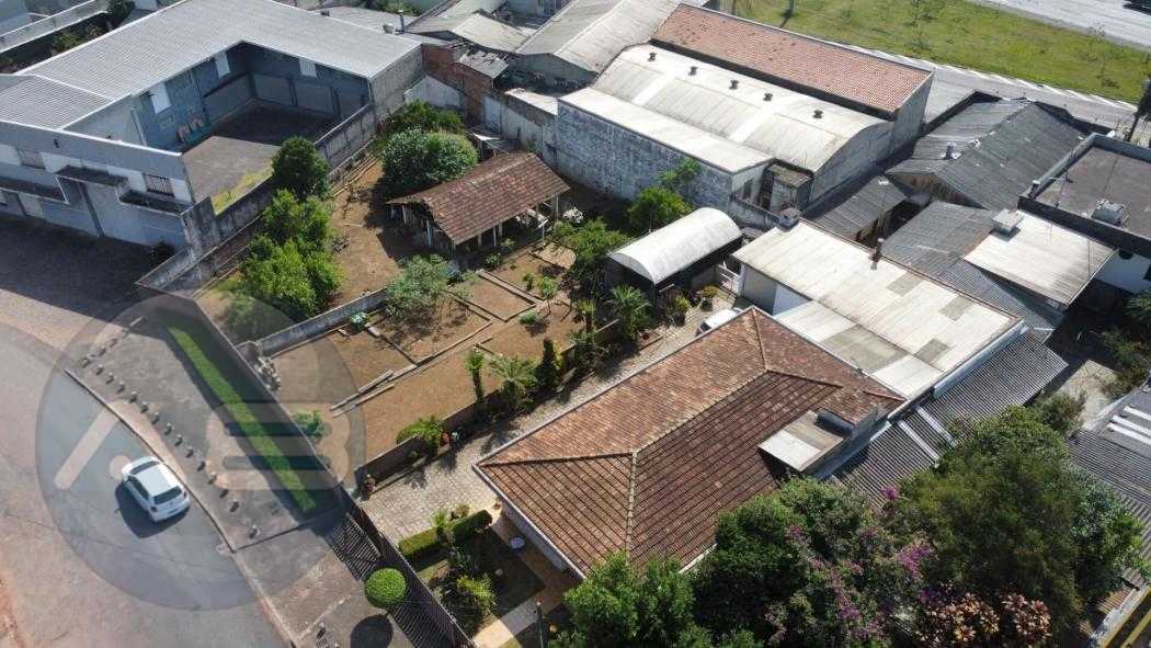 Terreno à venda,1349.00 m², Pinheirinho, CURITIBA - PR .