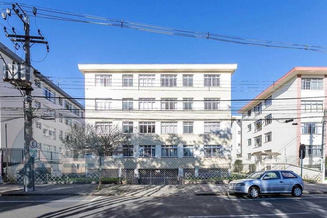 APARTAMENTO 3 QUARTOS SEMI MOBILIADO NO EDIFÍCIO PIRATINI - Ahu