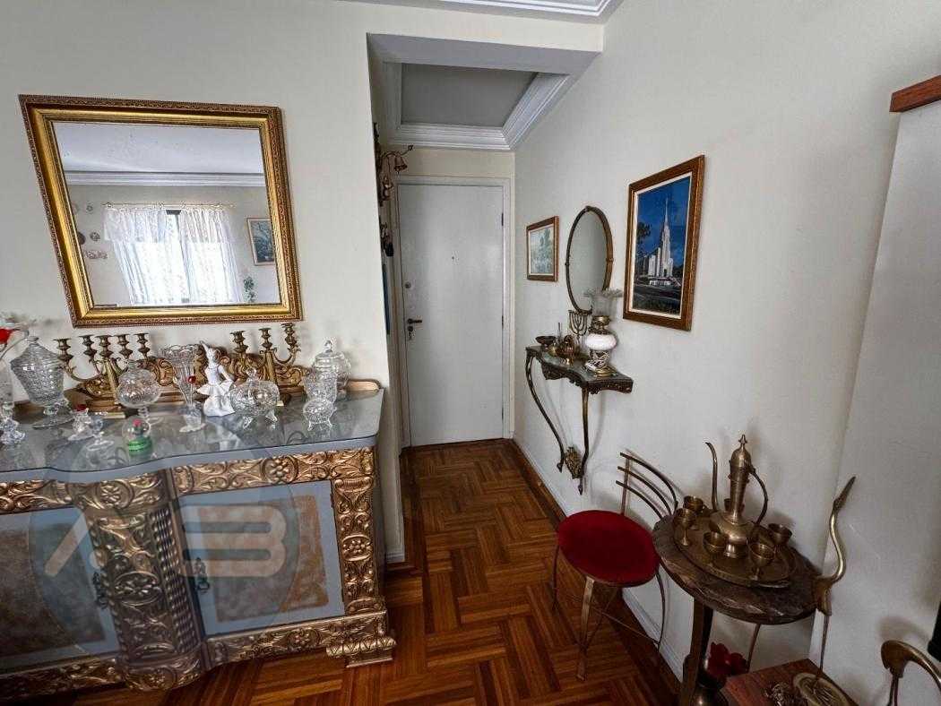 VENDA IMEDIATA  APARTAMENTO AMPLO E ENSOLARADO NO CAPÃO RASO!