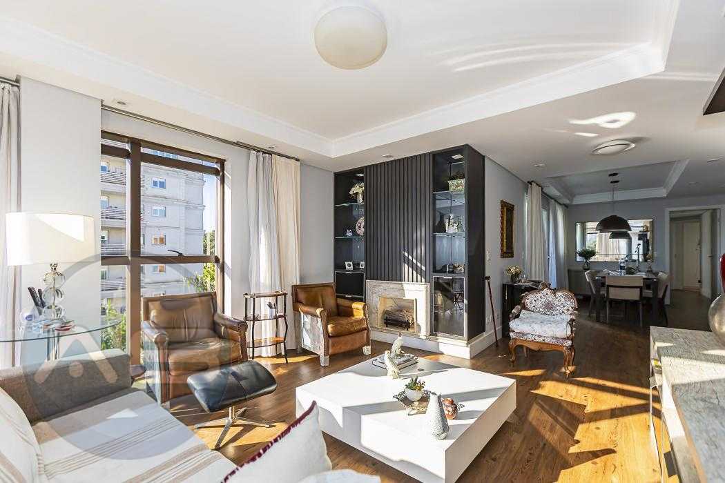 Apartamento Exclusivo no Hugo Lange | Vista para o Graciosa Co...