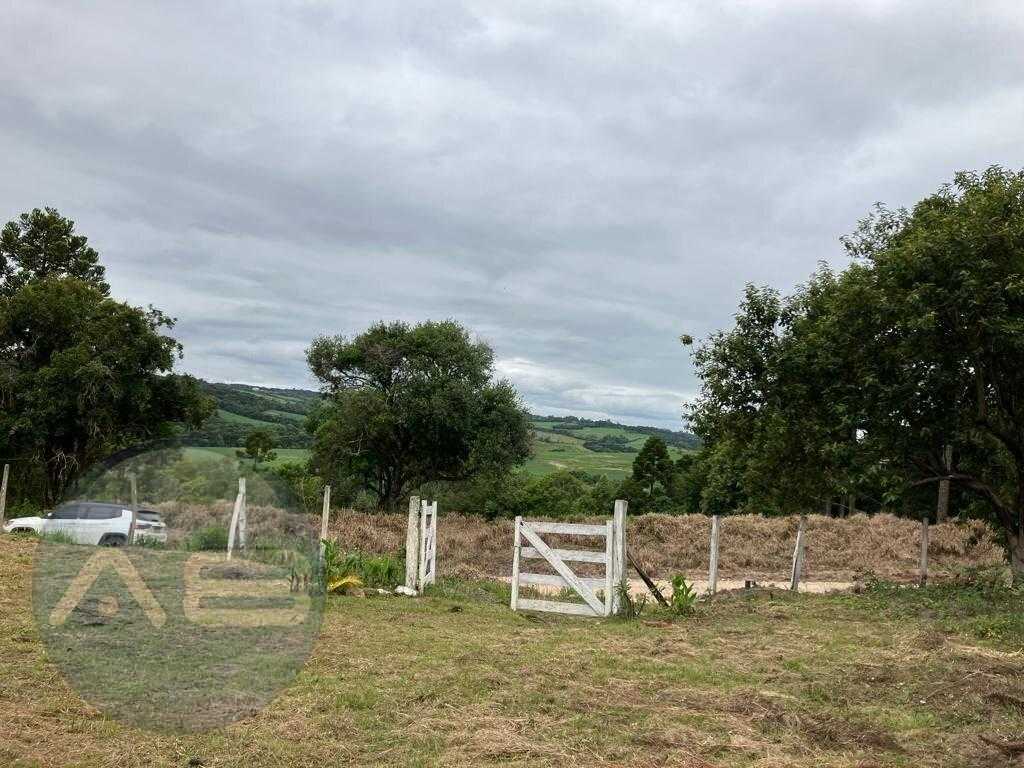 Chácara com 5000 m2 no Distrito de Mariental Lapa