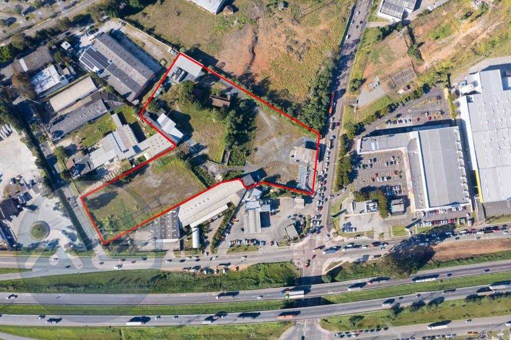 Área à venda, 25439 m² por R$ 18.000.000,00 - Cidade Industria...