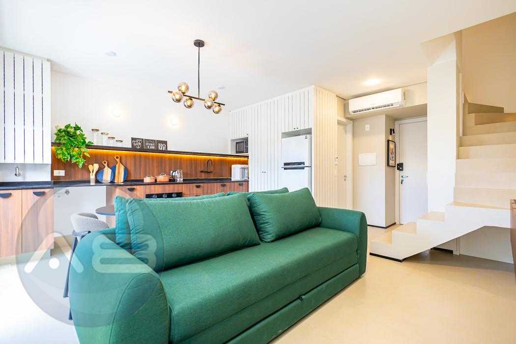Apartamento duplex mobiliado 2 quartos à venda no Cabral em Cu...