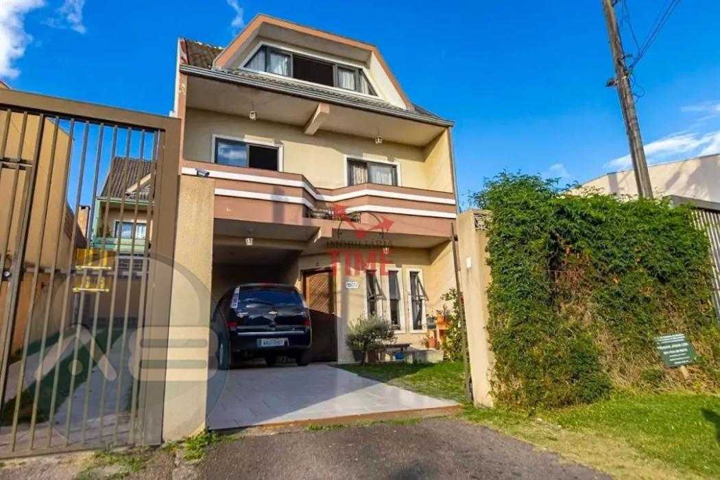 Sobrado Triplex à venda 3 Quartos 1 Suíte 2 Vagas, Uberaba, Cu...