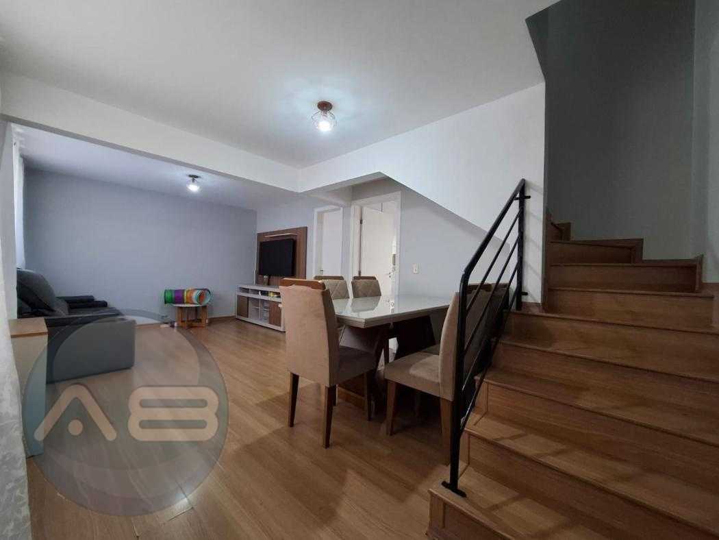 Sobrado com 3 dormitórios à venda, 81 m² por R$ 492.000,00 - A...