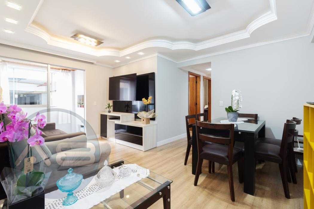 Pronto para Mudar: Apartamento Face Norte, Semimobiliado no Ca...