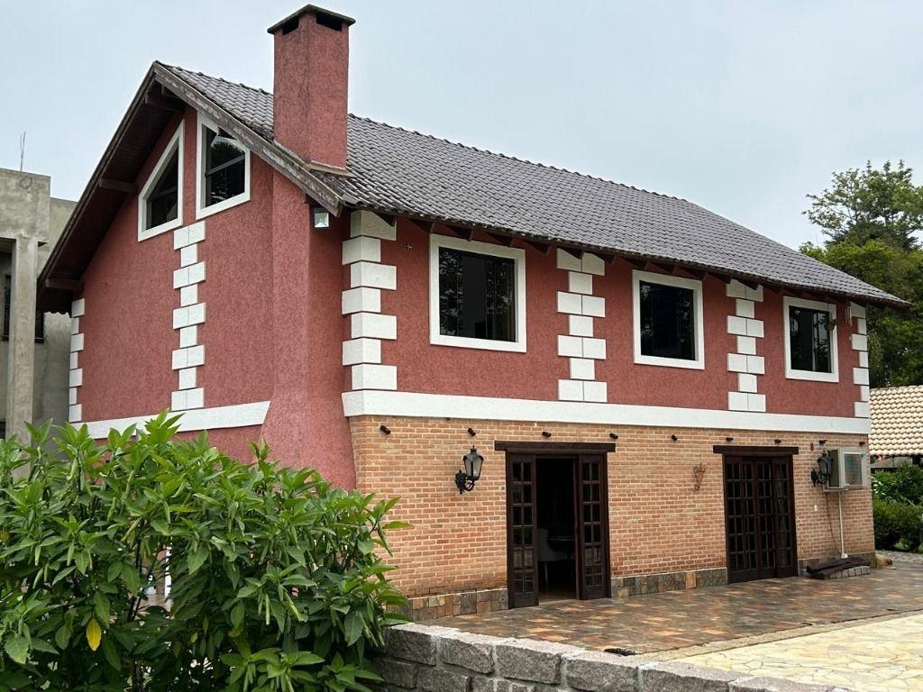 Magnífica Chácara com 6.500m² no Caminho do Vinho, em São José...