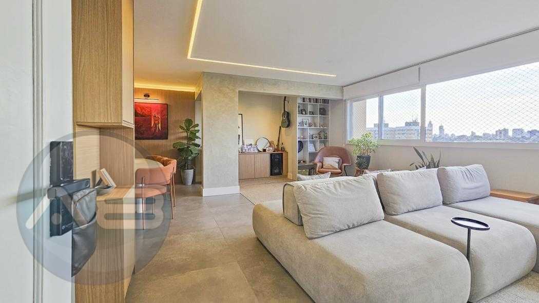 Apartamento reformado de 146 m² privativo com 3 dormitórios se...