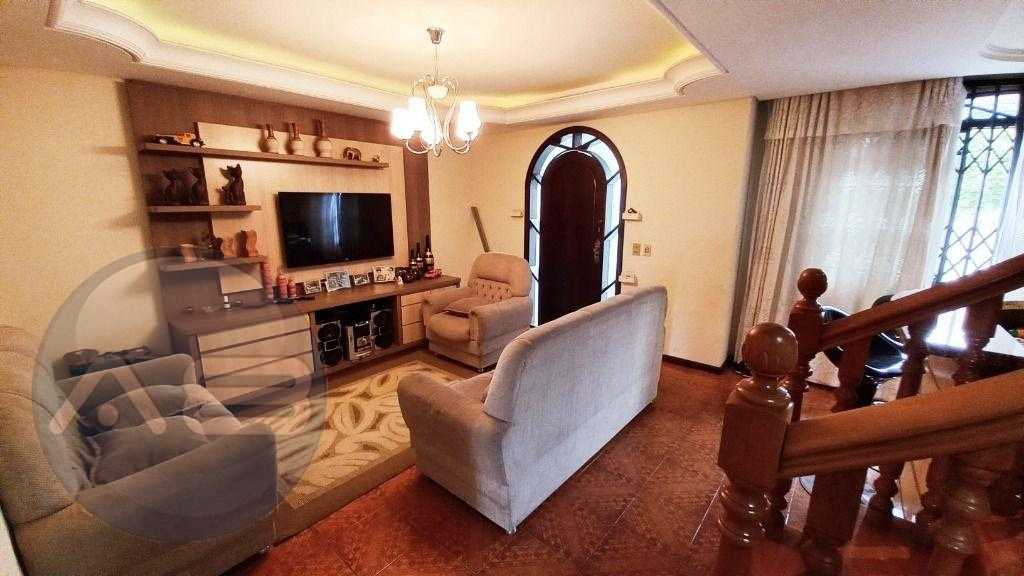 Sobrado com 4 quartos e suíte, 219 m² + edícula + salão por R$...