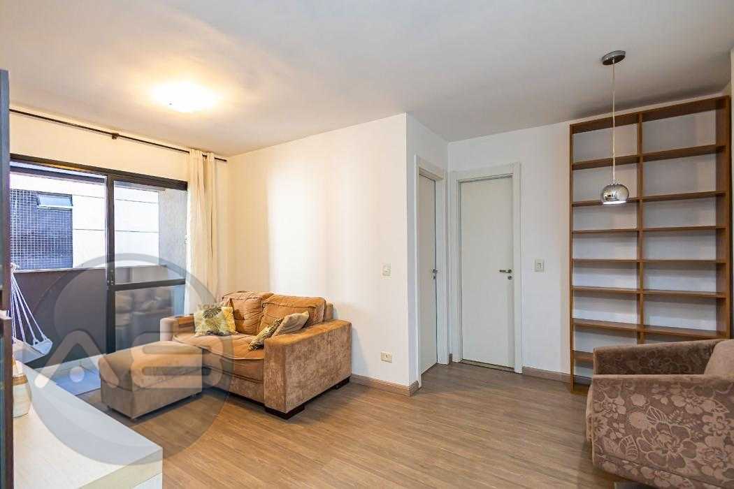 Apartamento Semi-Mobiliado com Sacada e Vaga  49m², Cristo Rei