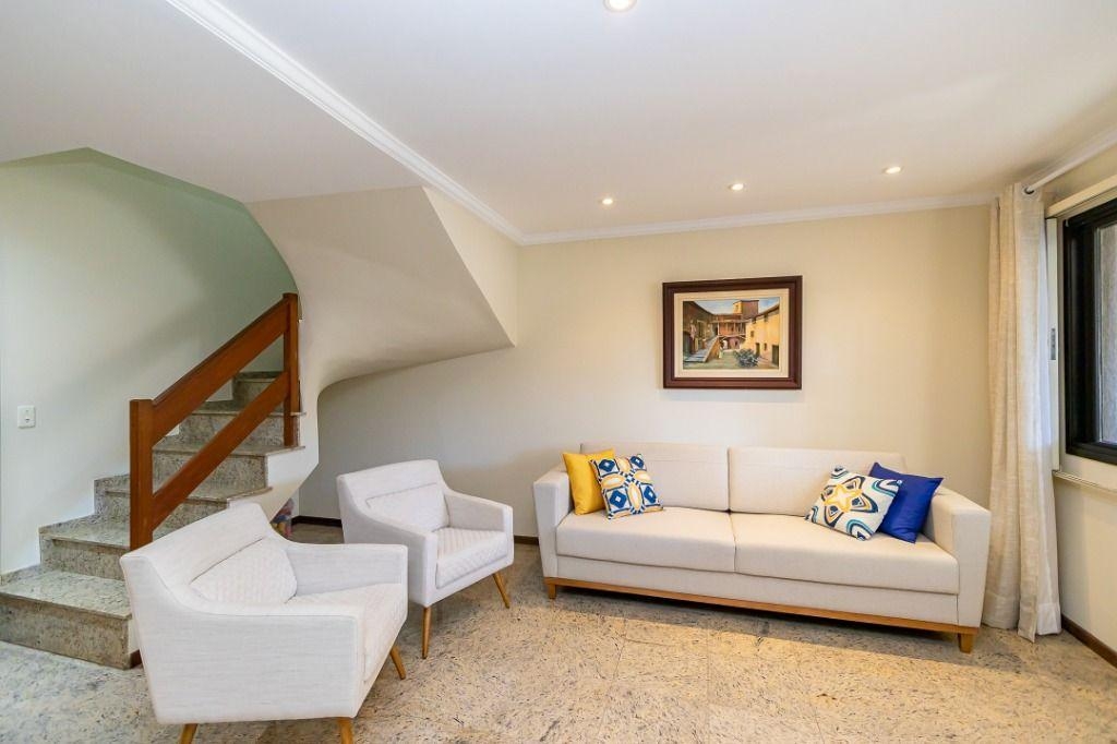 Sobrado com 3 dormitórios à venda, 330 m² por R$ 1.495.000,00 - Agua Verde - Curitiba/PR