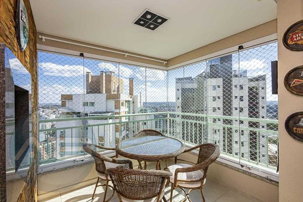 Apartamento MOBILIADO 3 quartos à venda no Água Verde Curitiba/PR