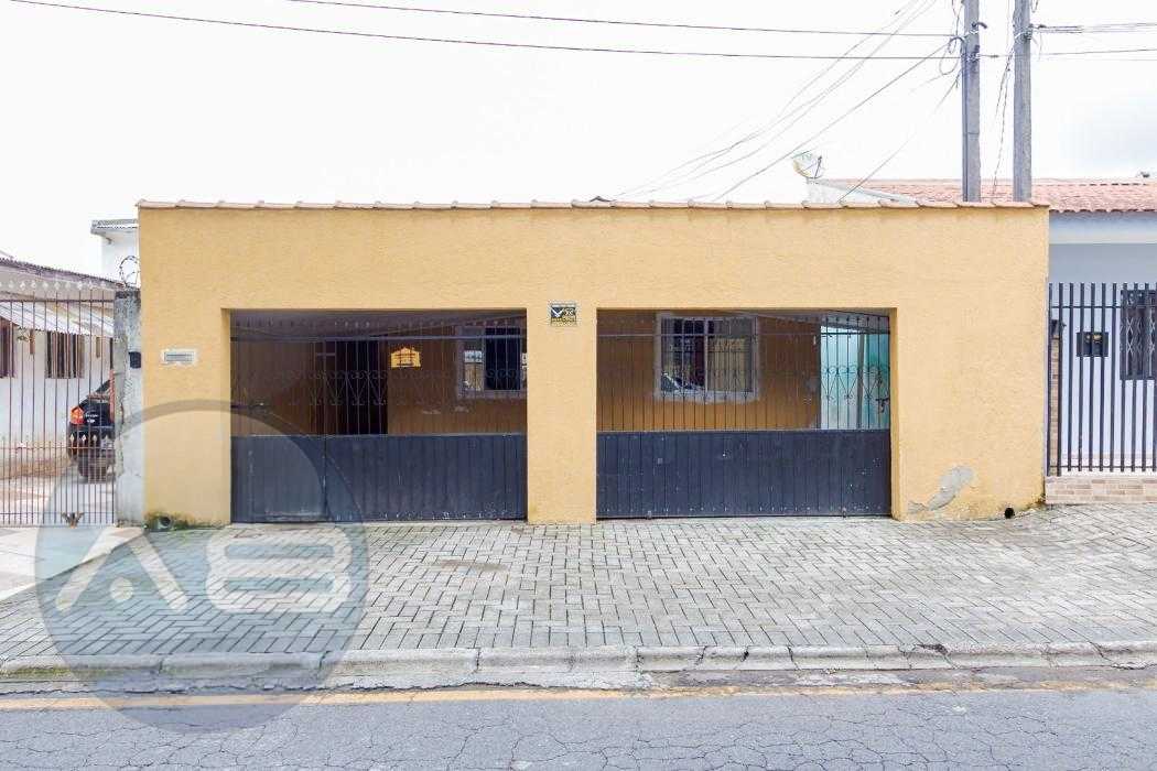 Casa com 2 quartos e edícula no Sítio Cercado!