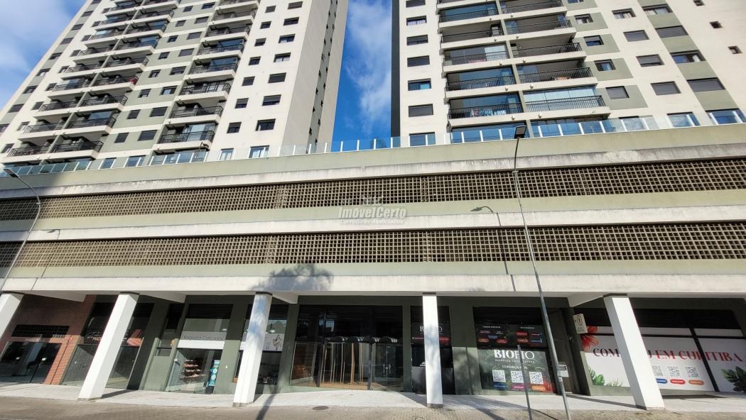 Loja comercial para Venda, 60,00 m², na frente do Terminal do Cabral, Edfício Set Cabral.  