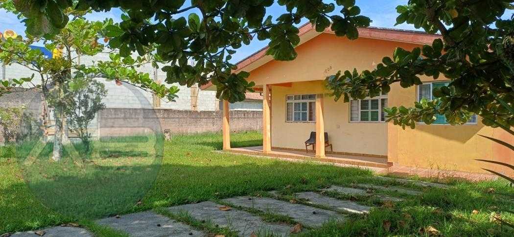 EXCELENTE OPORTUNIDADE NA PRAIA DE LESTE  AMPLO TERRENO COM C...