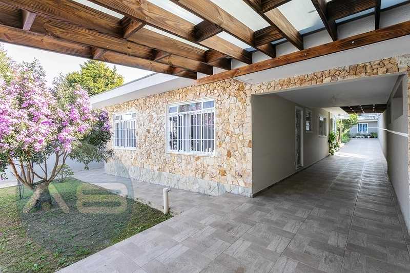 Casa Terrea com 480m² de Terreno e Edicula no Barreirinha - Es...