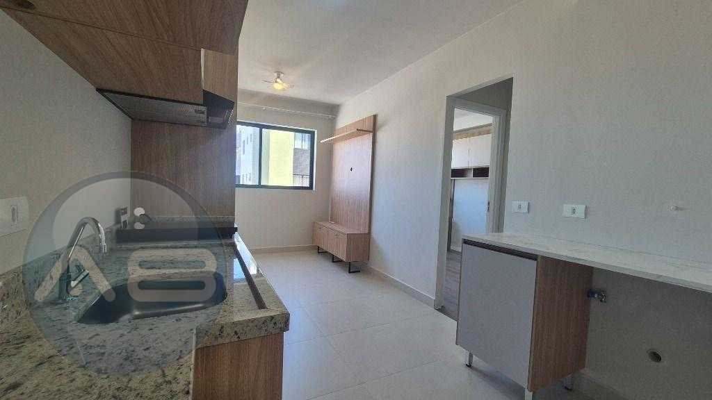 Apartamento com 1 dormitório para alugar, 31 m² por R$ 2.653,0...