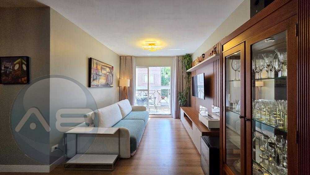 Apartamento com 3 dormitórios à venda, 93 m² por R$ 890.000,00...