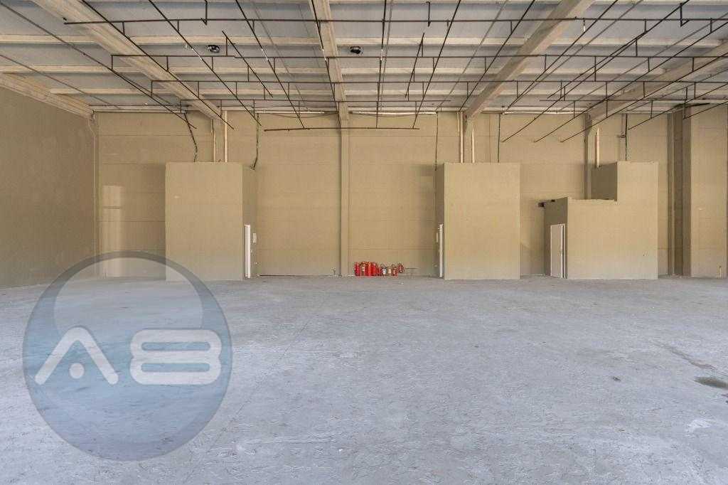 Loja para alugar, 351 m² por R$ 12.000,/mês - Sítio Cercado - ...