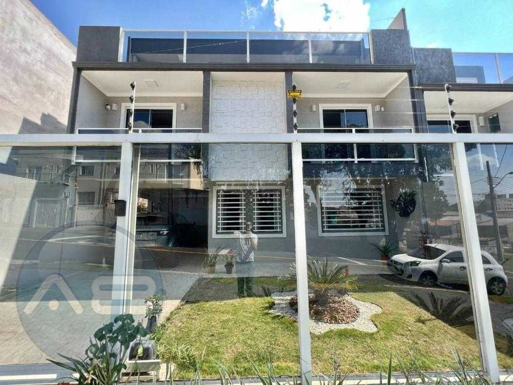 Belíssimo Sobrado 4 dormitórios à venda, 150 m²- Capão Raso