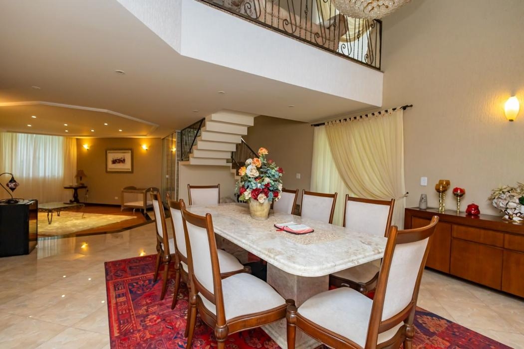 Luxuoso Triplex à Venda no Boa Vista  4 Suítes e 580m² de Conforto!