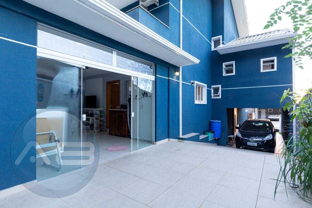 CASA EM CONDOMÍNIO | ABRANCHES | TERRENO EXCLUSIVO 270M²