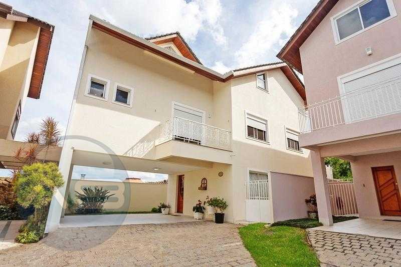 ? Sobrado Triplex em Condomínio Fechado | Bom Retiro | 282m² P...