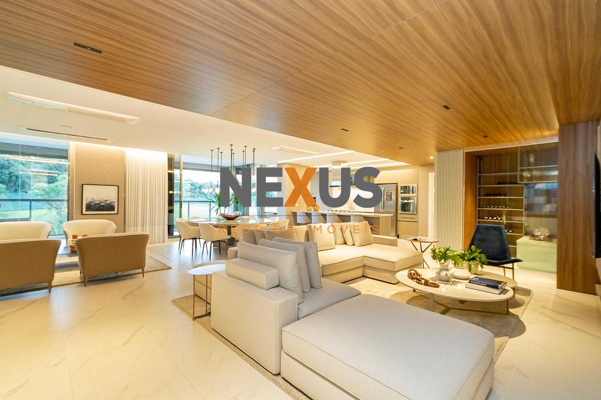 Apartamento três quartos