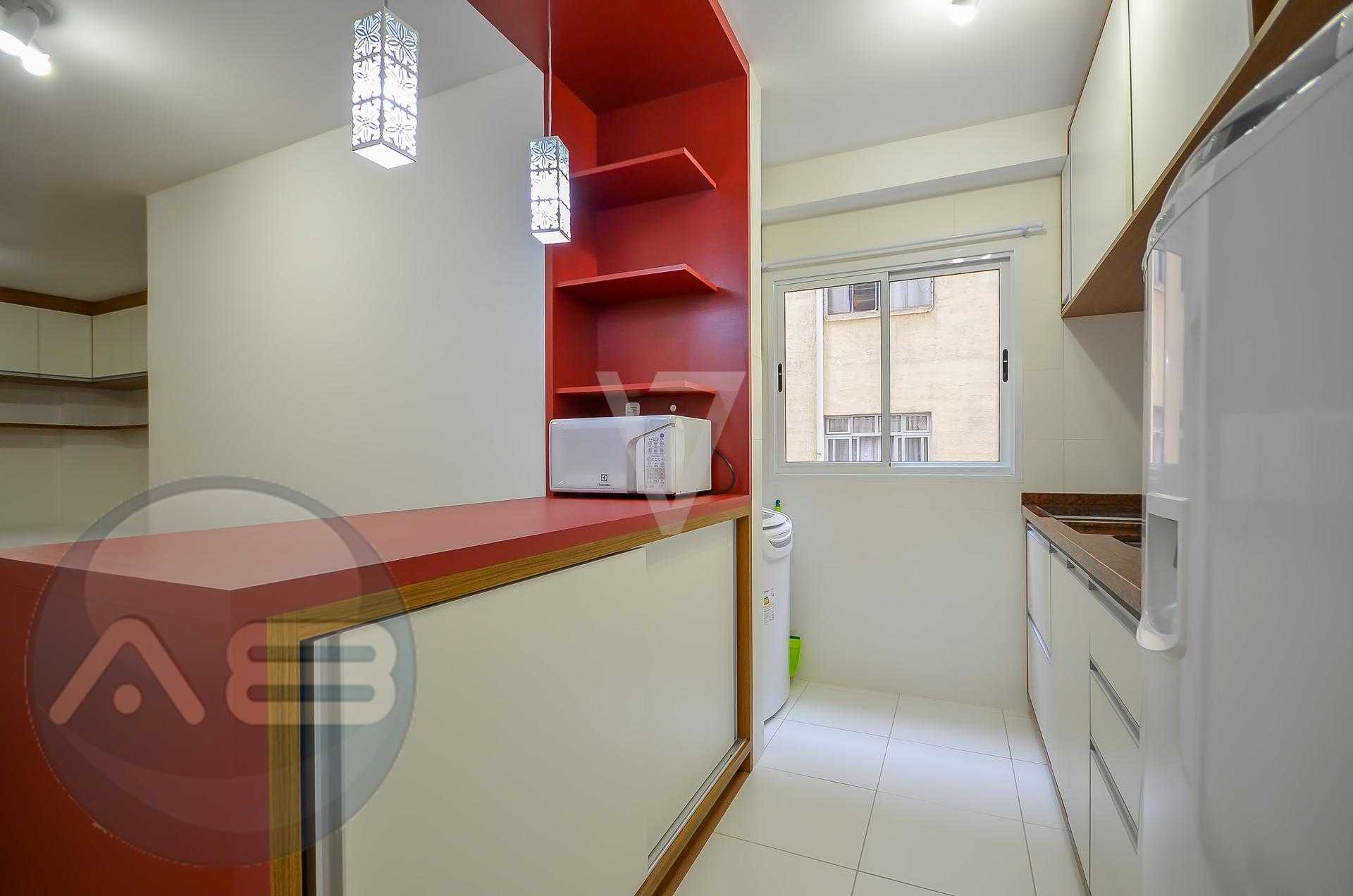 Apartamento com 1 dormit?rio para loca??o, Centro, CURITIBA - PR