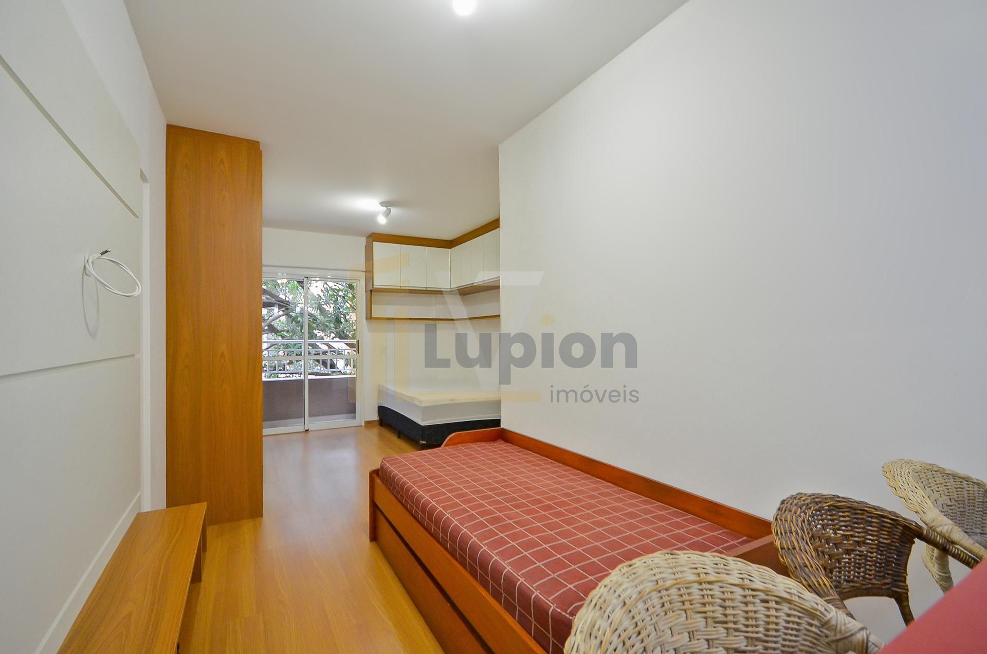 Apartamento com 1 dormitório para locação, Centro, CURITIBA - PR