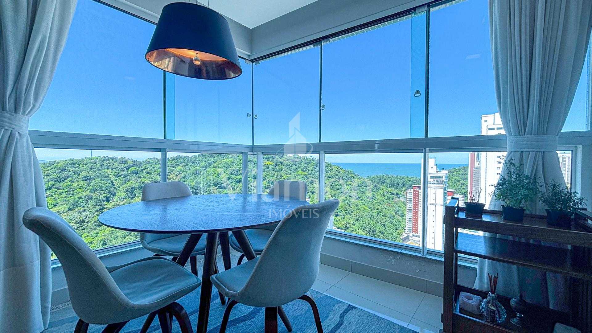 Apartamento mobiliado 3 suítes vista mar na Barra Norte em Bal...