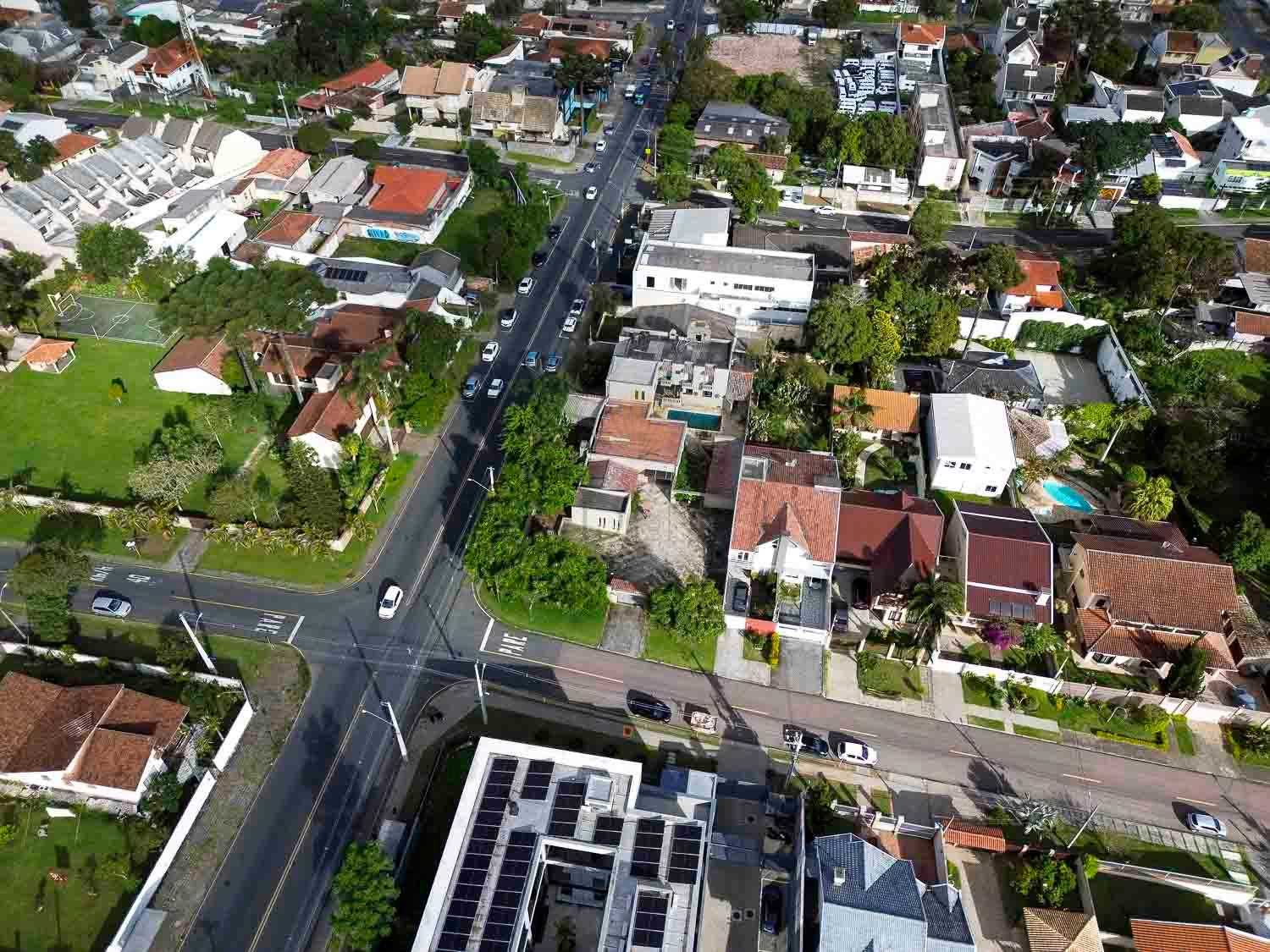 Terreno de esquina à venda, 1.149 m2, BACACHERI, CURITIBA - PR