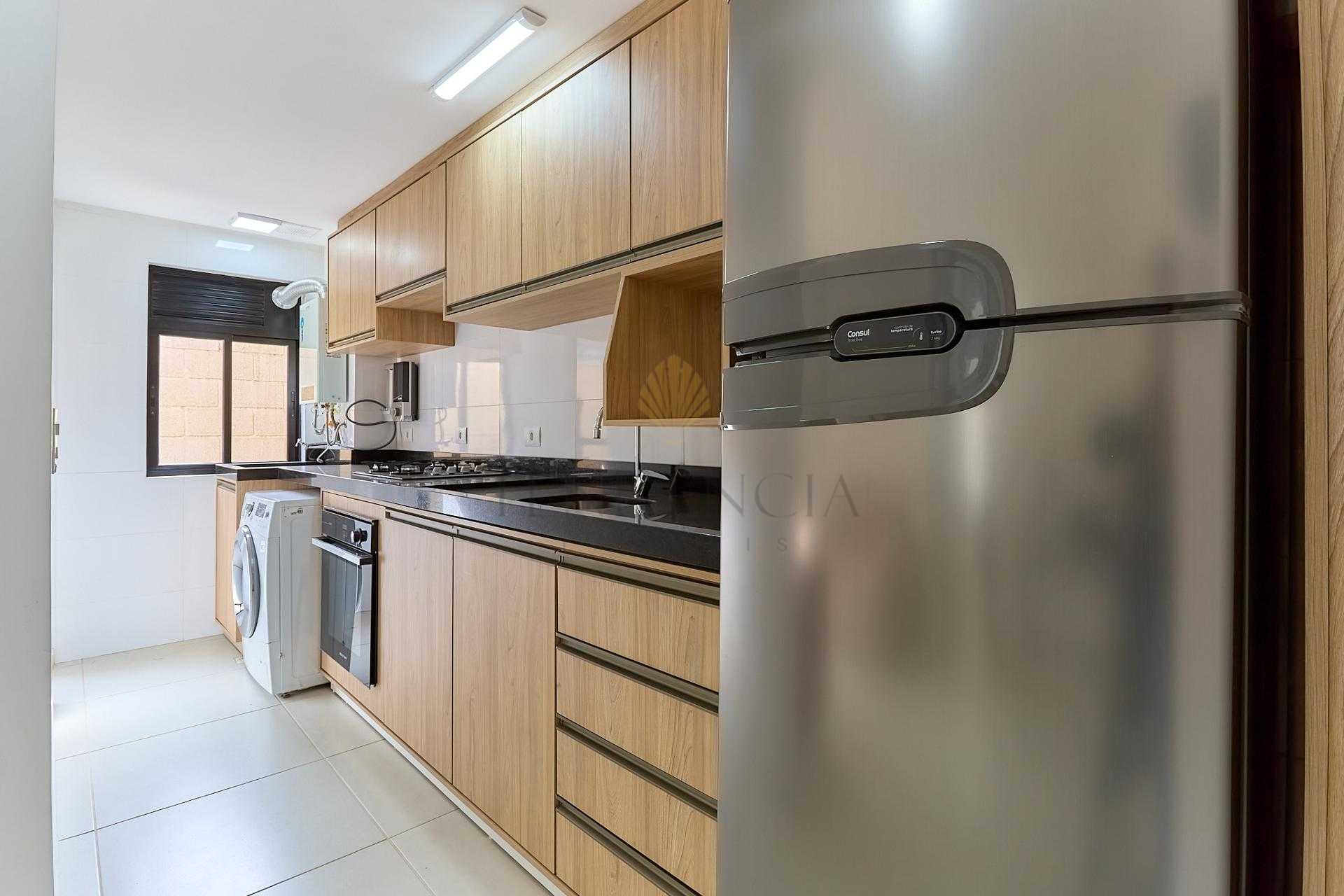 Apartamento com 2 quartos sendo 1 su?tes ? venda, 55,45 m2, Sa...