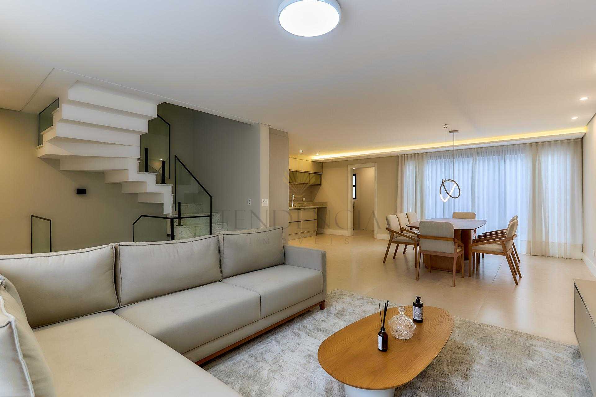 Casa em Condomínio com 3 SUÍTES à venda, 239,57 M2, XAXIM, CUR...