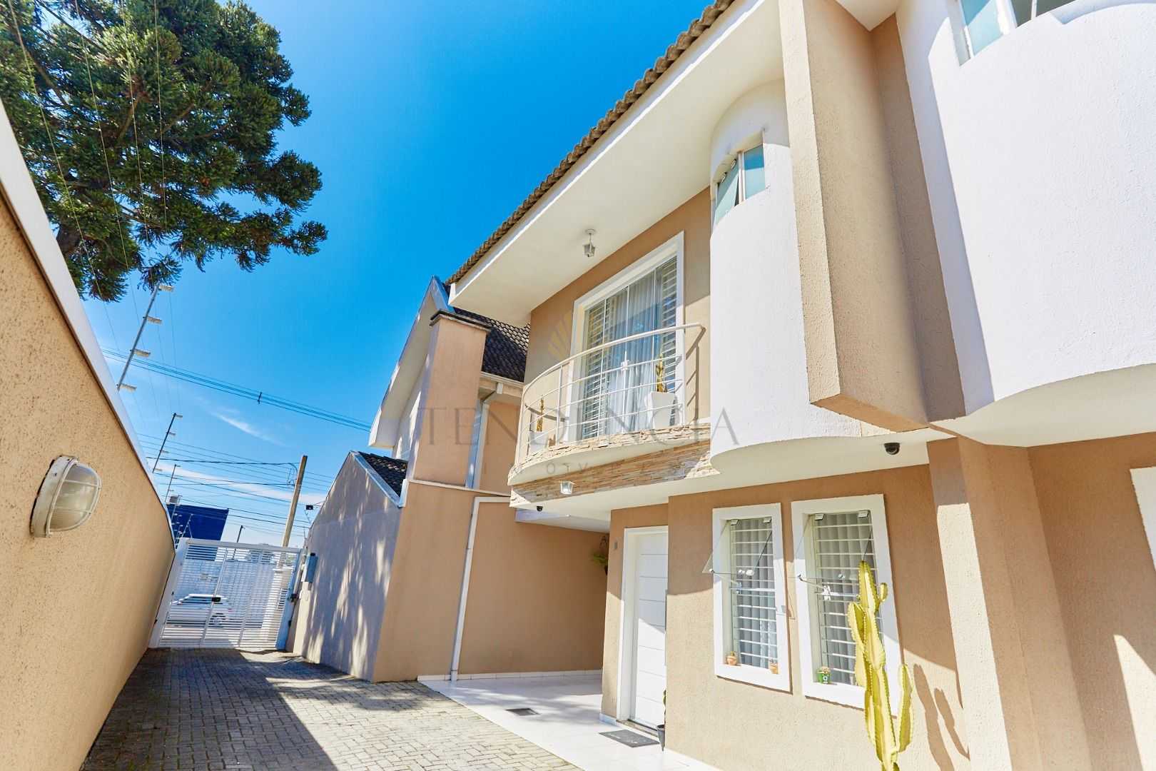 Sobrado com 3 quartos à venda, 89 m2 Boqueirão - Curitiba PR