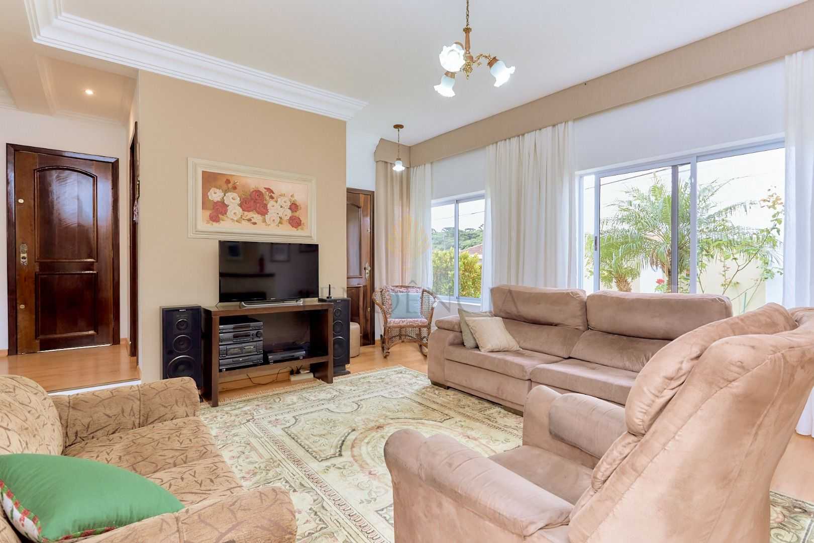 Casa com 3 quartos à venda, 370 m2, Pilarzinho - Curitiba PR